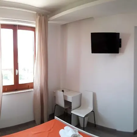 Al Villaggio Bed & Breakfast 2*